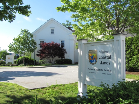 Visitor Center sign/parking area in Rockland Maine